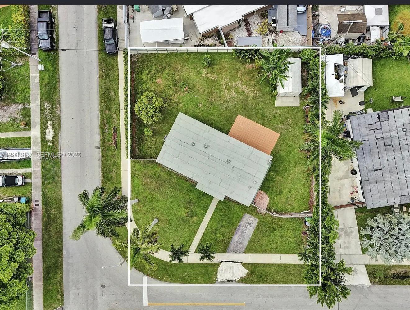 11250 SW 46th St — Photo 3