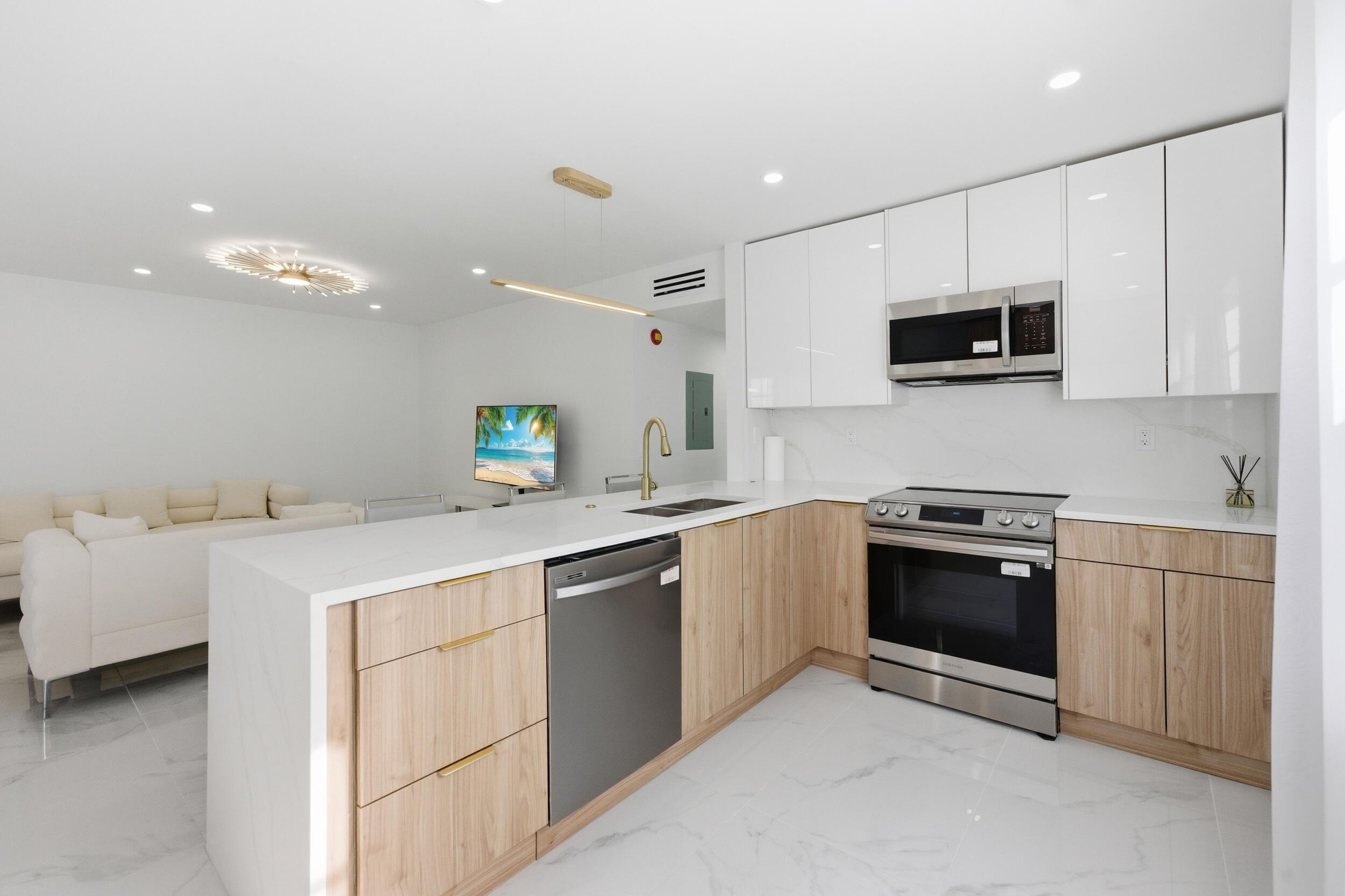 618 Normandy M, Delray Beach FL 33484