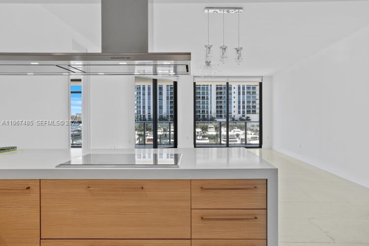 17301 Biscayne Blvd # 305, North Miami Beach FL 33160