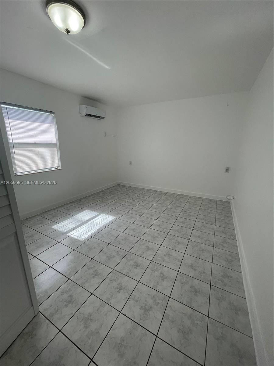 1567 NE 110th Ter # C — Photo 3