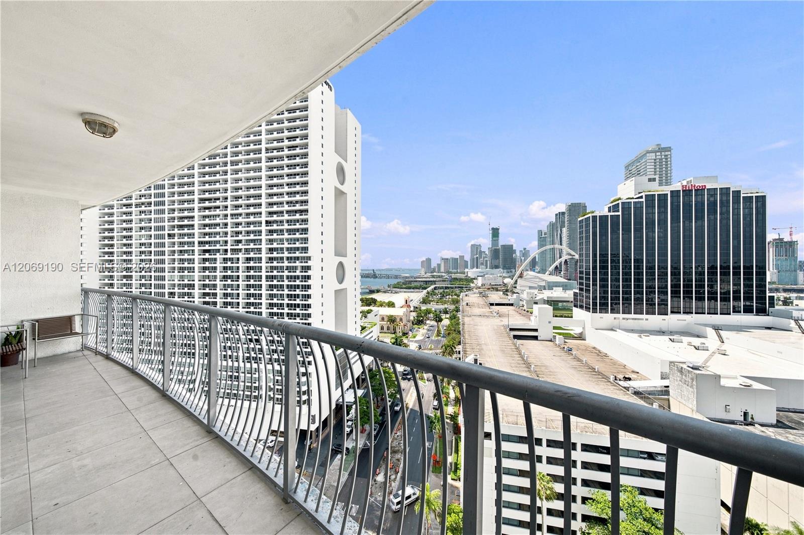 1750 N Bayshore Dr # 1912 View 1