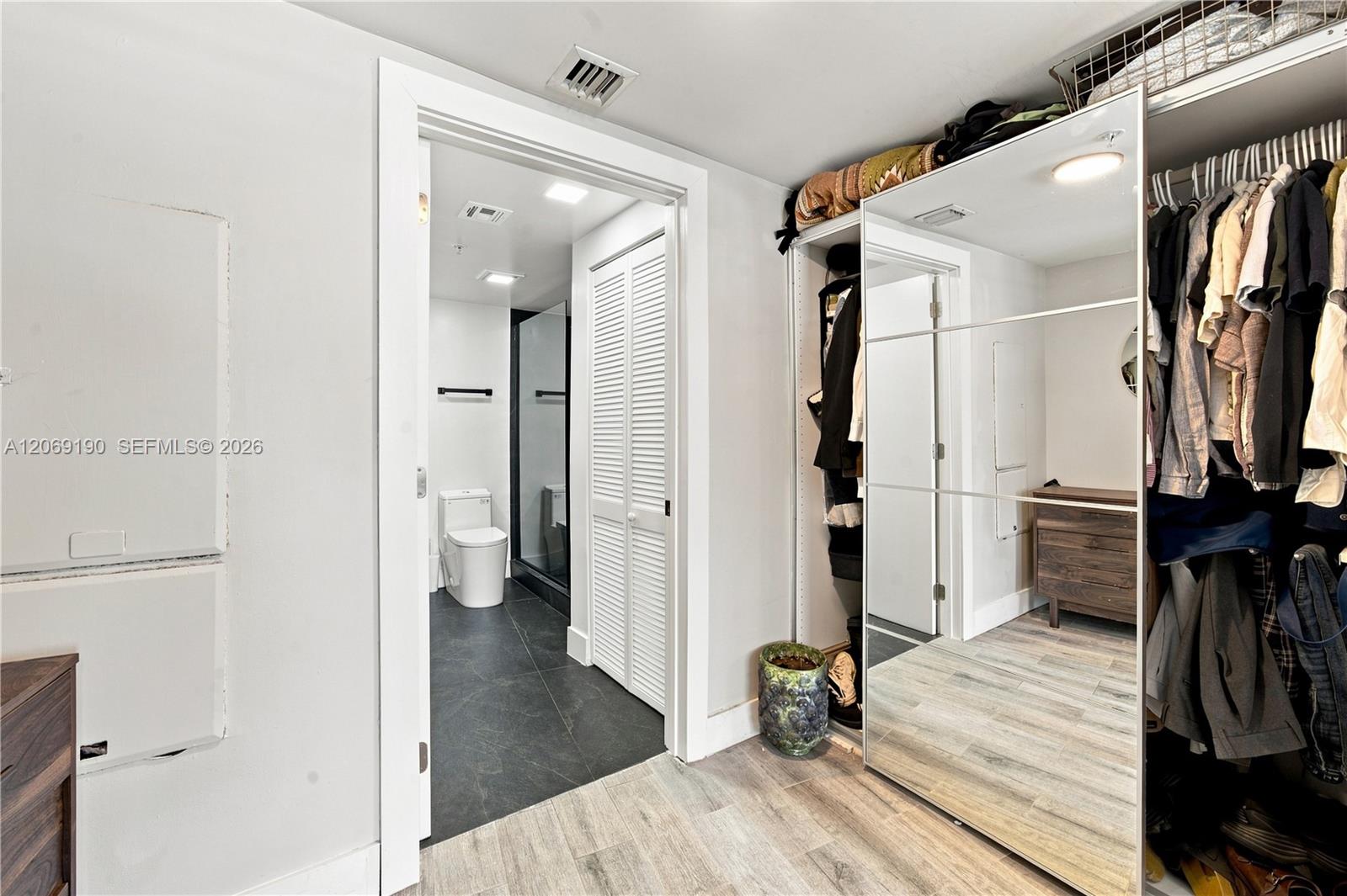 1750 N Bayshore Dr # 1912 View 9