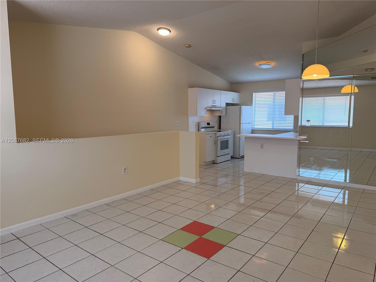 8019 Lake Dr # 202 — Photo 3