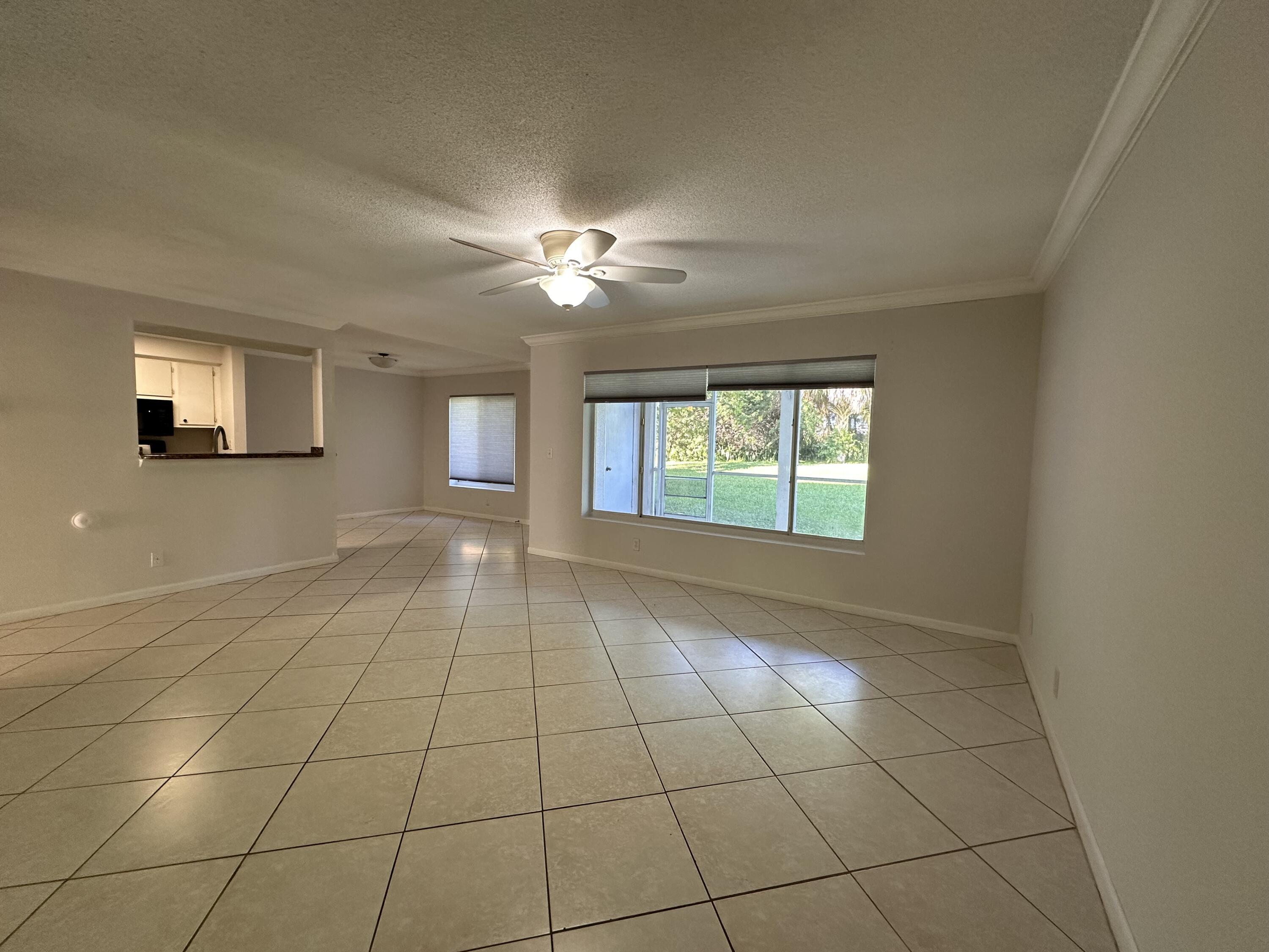 815 W BOYNTON BEACH Boulevard # 104 — Photo 3