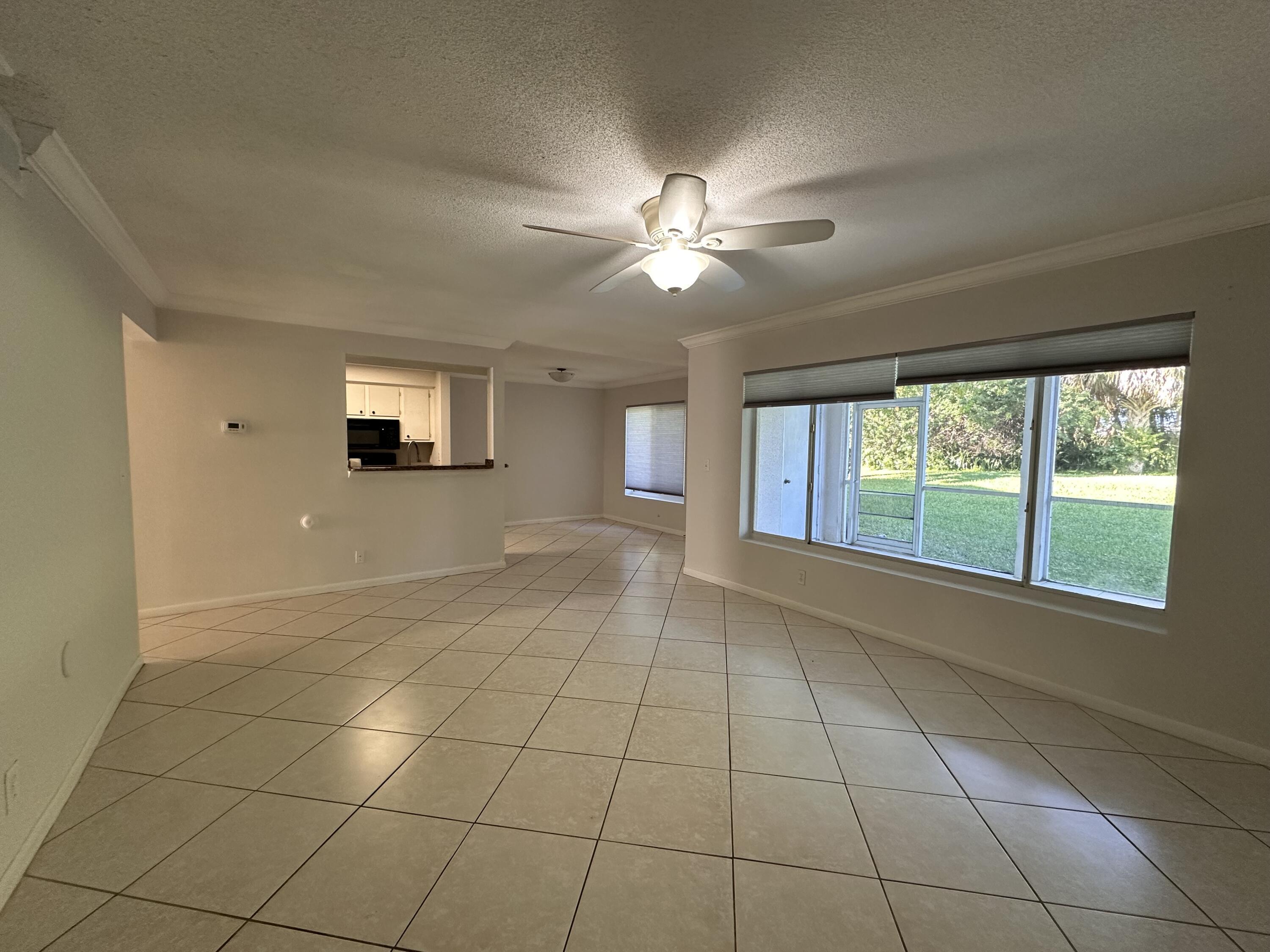 815 W BOYNTON BEACH Boulevard # 104 — Photo 2