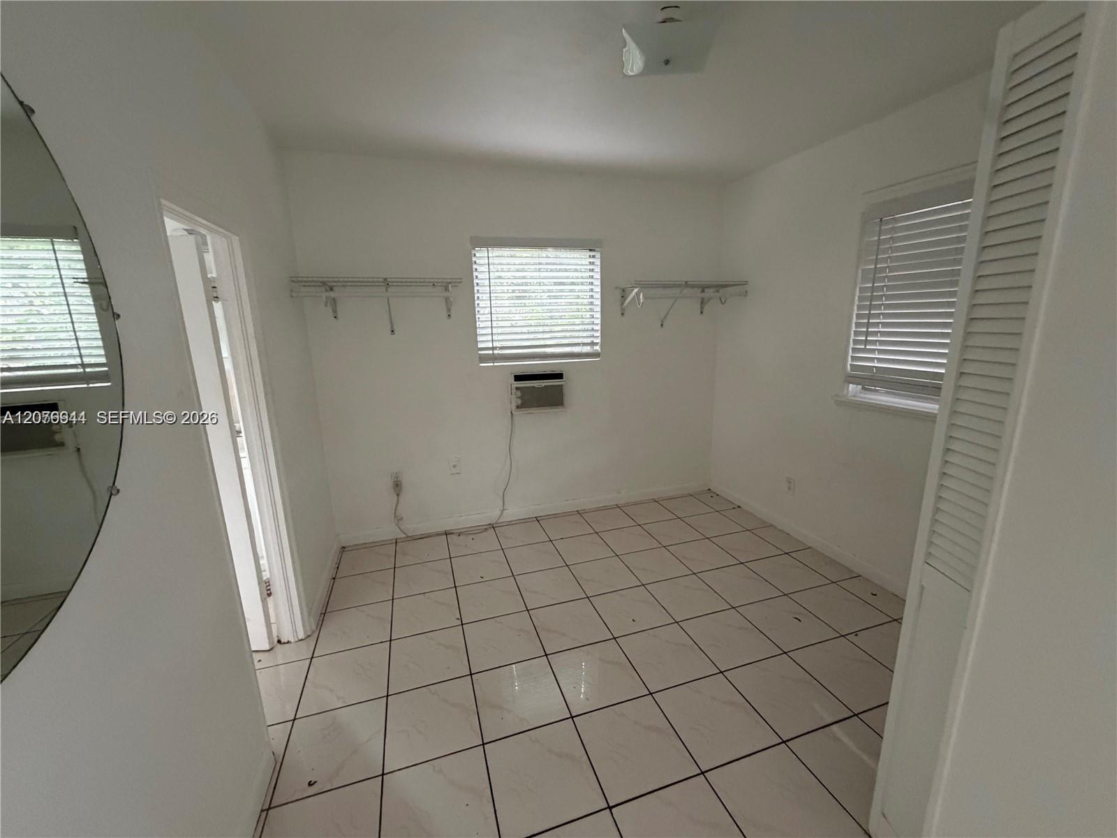 2430 SW 25th Ter # 3 — Photo 5