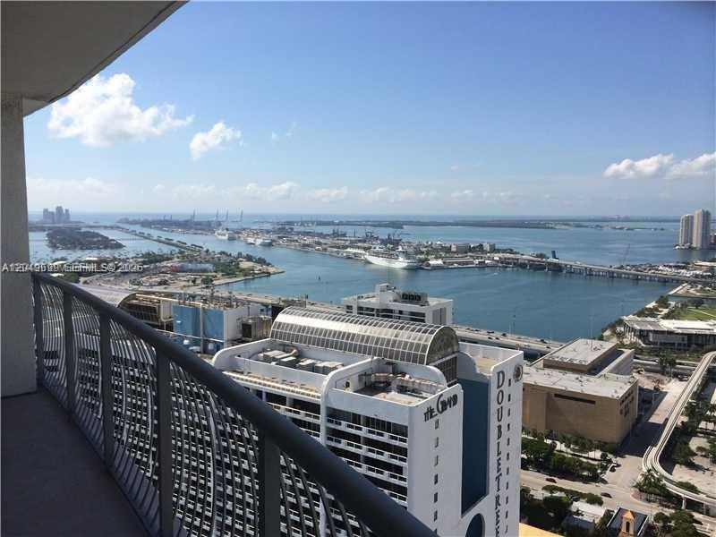 1750 N Bayshore Dr # 4912 — Photo 4