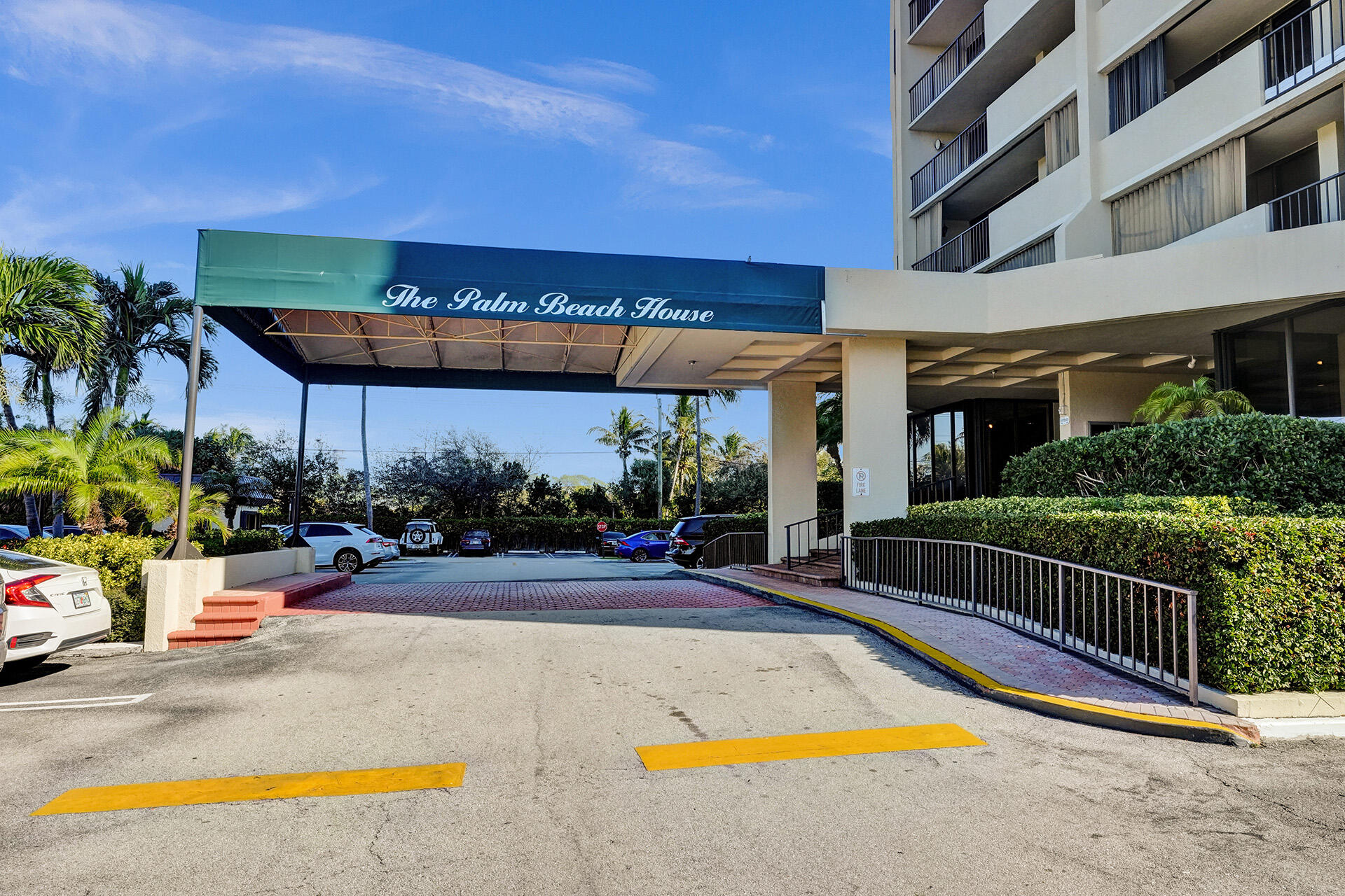 5600 N Flagler Drive # 805 — Photo 3