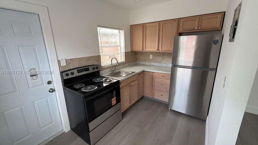 2316 Madison St # 8, Hollywood FL 33020