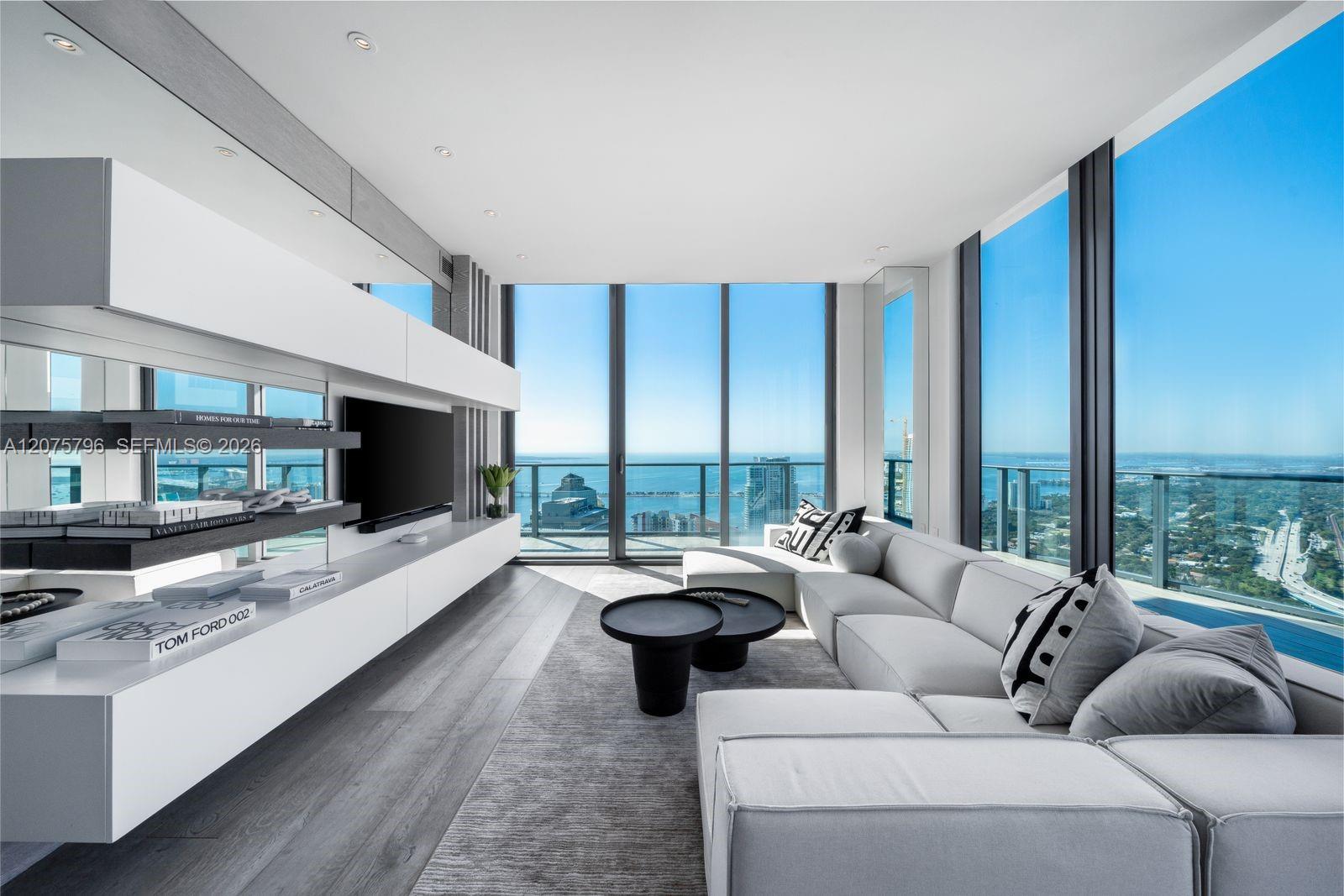 1300 S Miami Ave — Photo 3