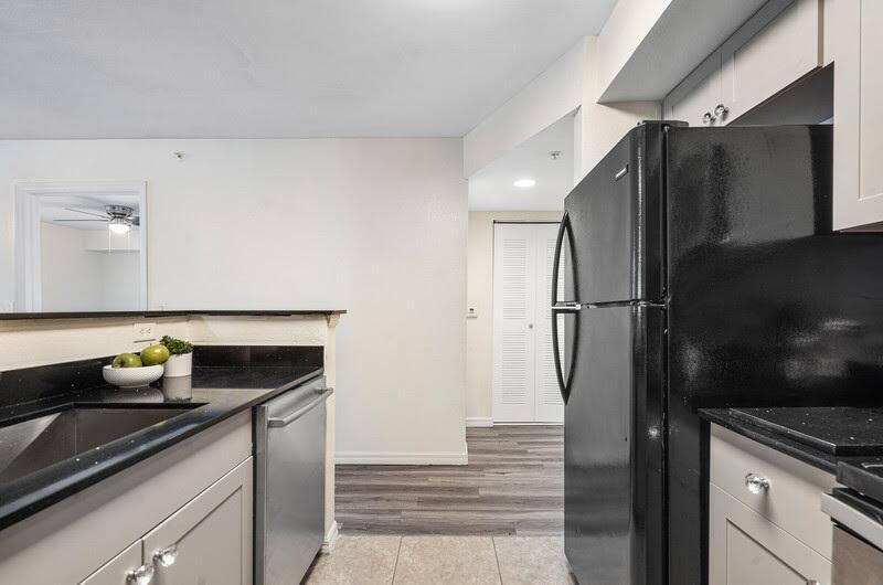 7103- kitchen3