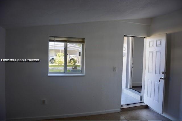 1610 SW 87th Ct # 101 — Photo 2
