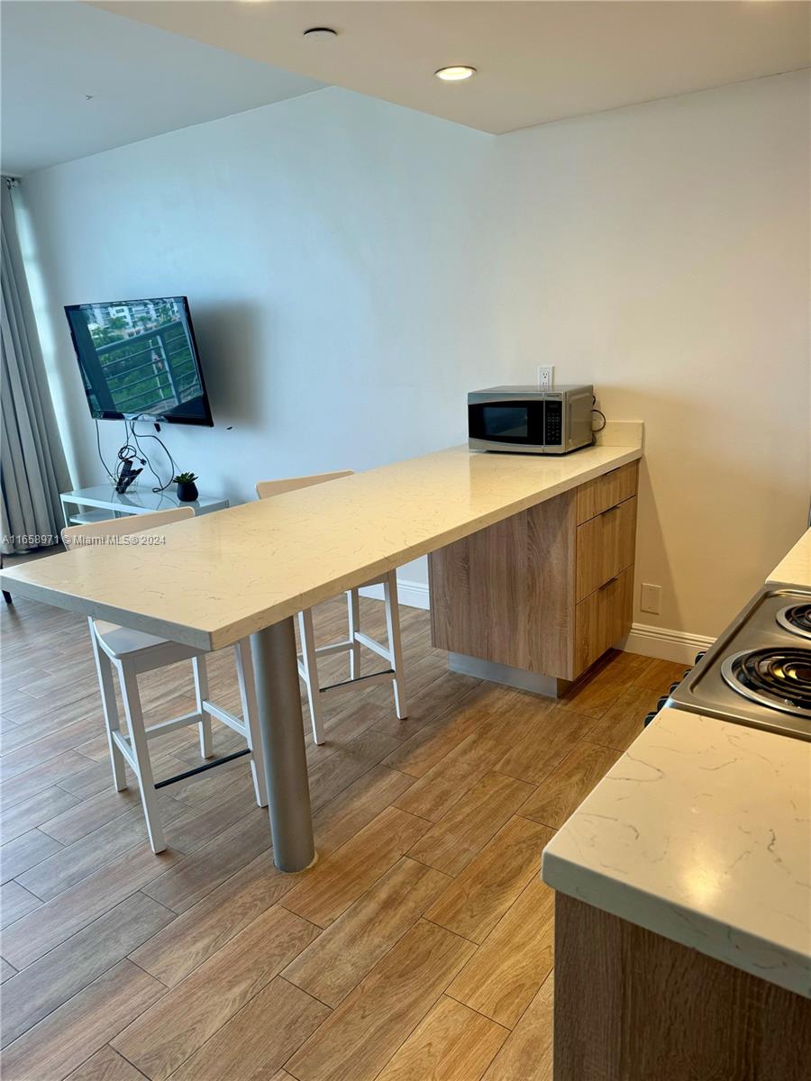 1720 Harrison St # 15F — Photo 3