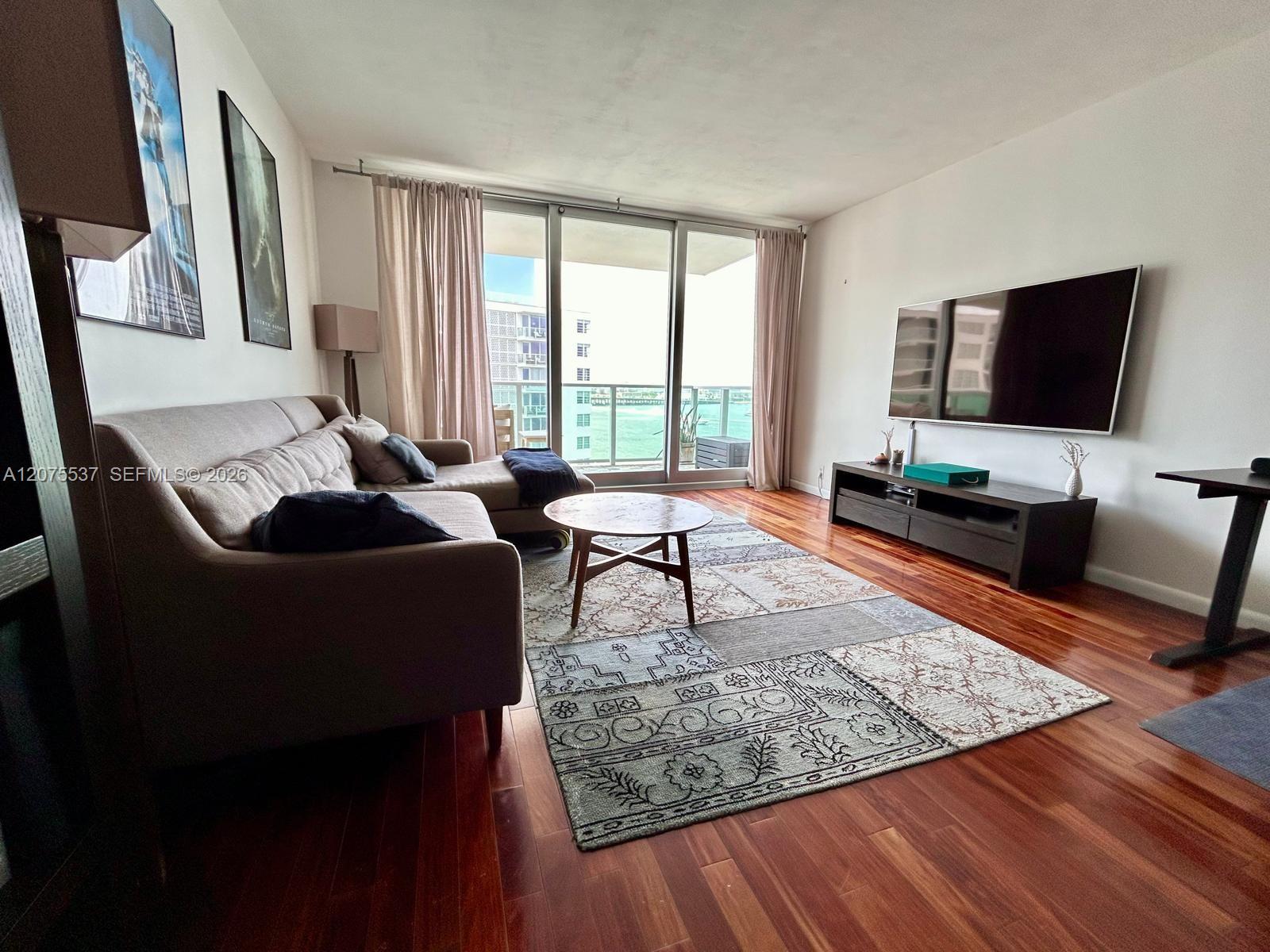 1000 West Ave # 1126 — Photo 3