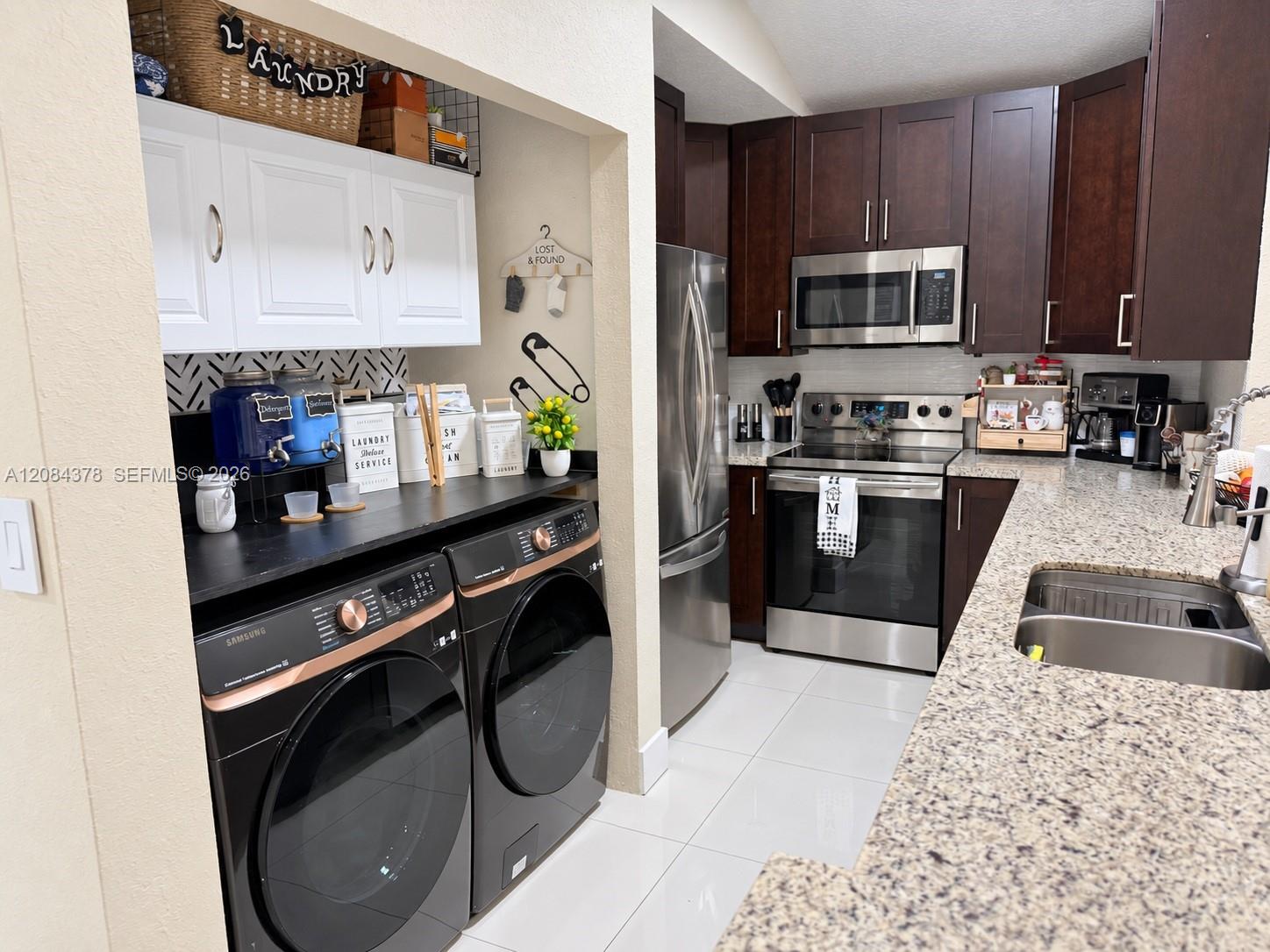 5260 NW 184th Ln — Photo 3