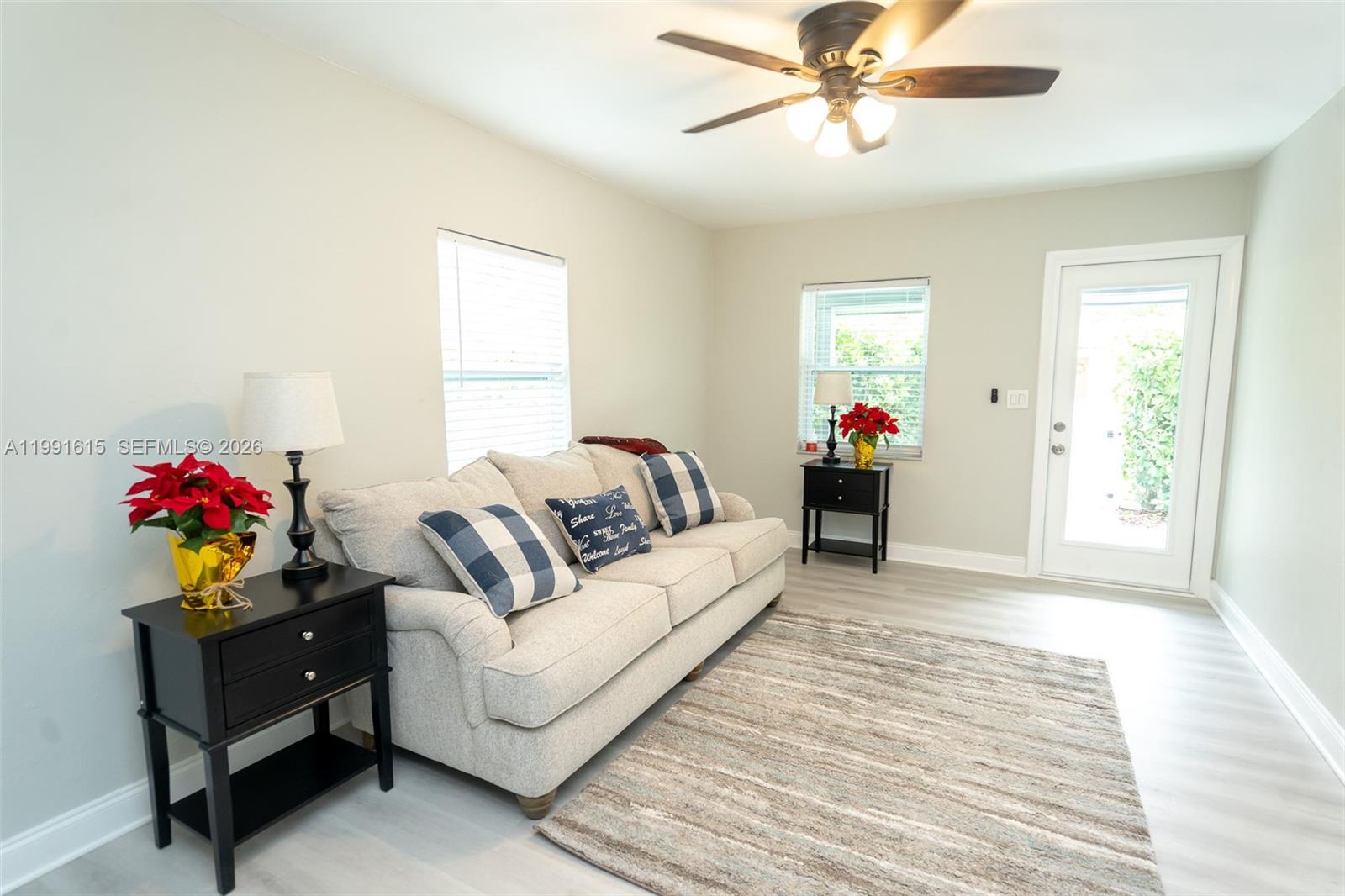 2230 SW 60th Ct — Photo 4