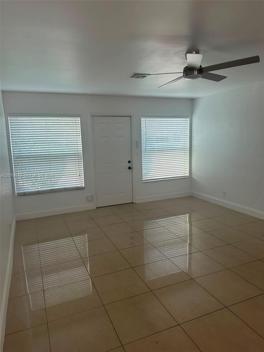 2024 NE 26th St # 1 — Photo 3