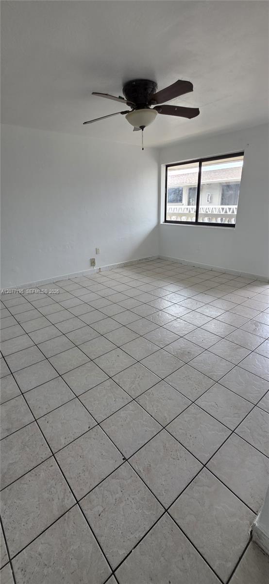 664 W 29th St # 4 — Photo 5