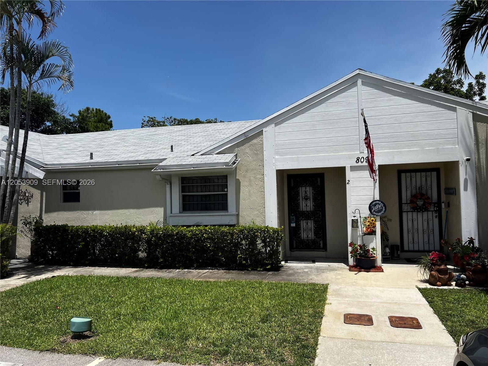 809 NE 214th Ln # 2, Miami FL 33179