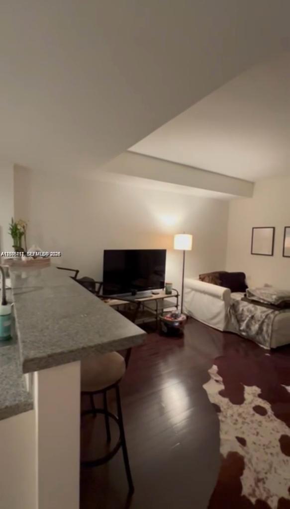 2740 SW 28th Ter # 503 — Photo 2