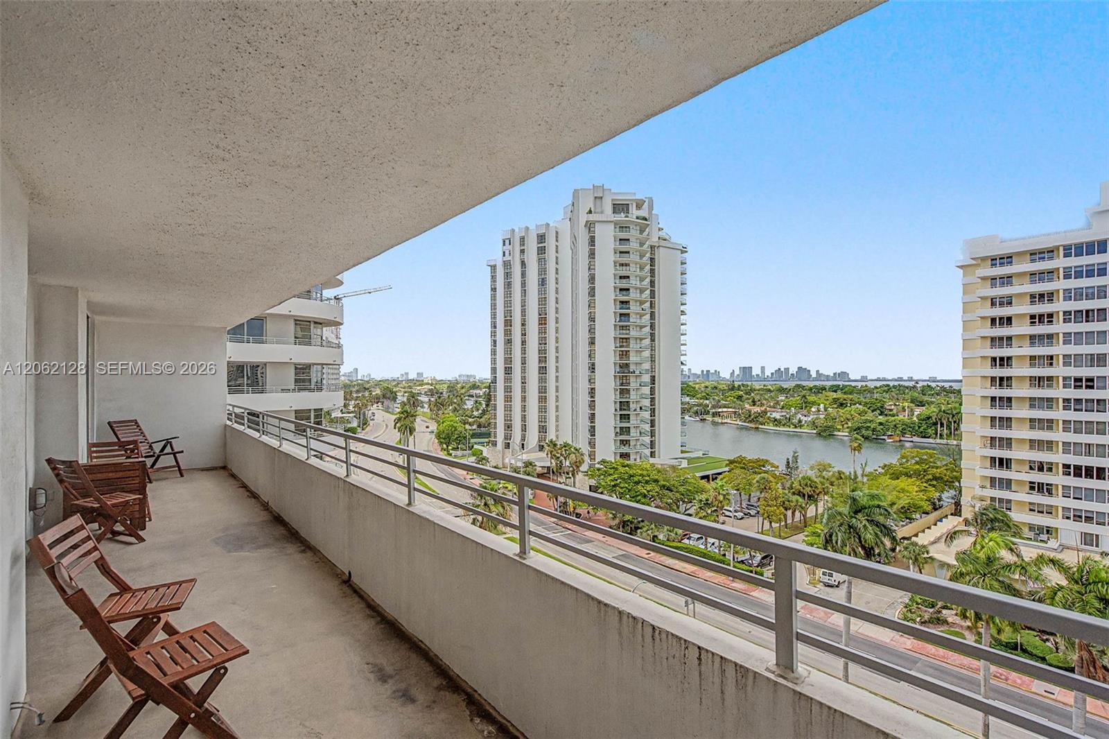 5555 Collins Ave # 10V, Miami Beach FL 33140