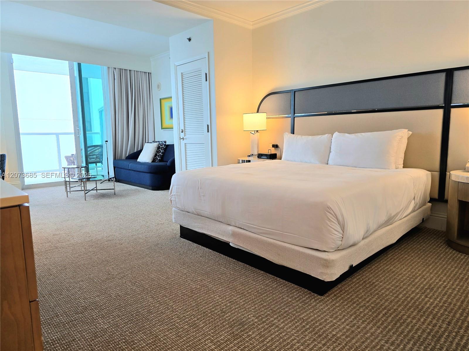 4401 Collins Ave # 1401 — Photo 4