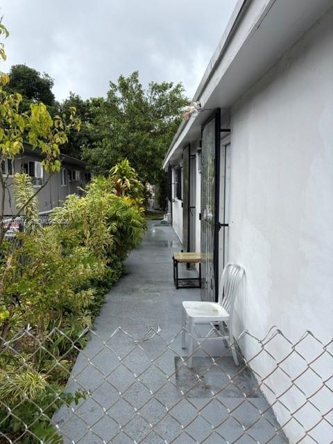 336 E 41st St — Photo 4