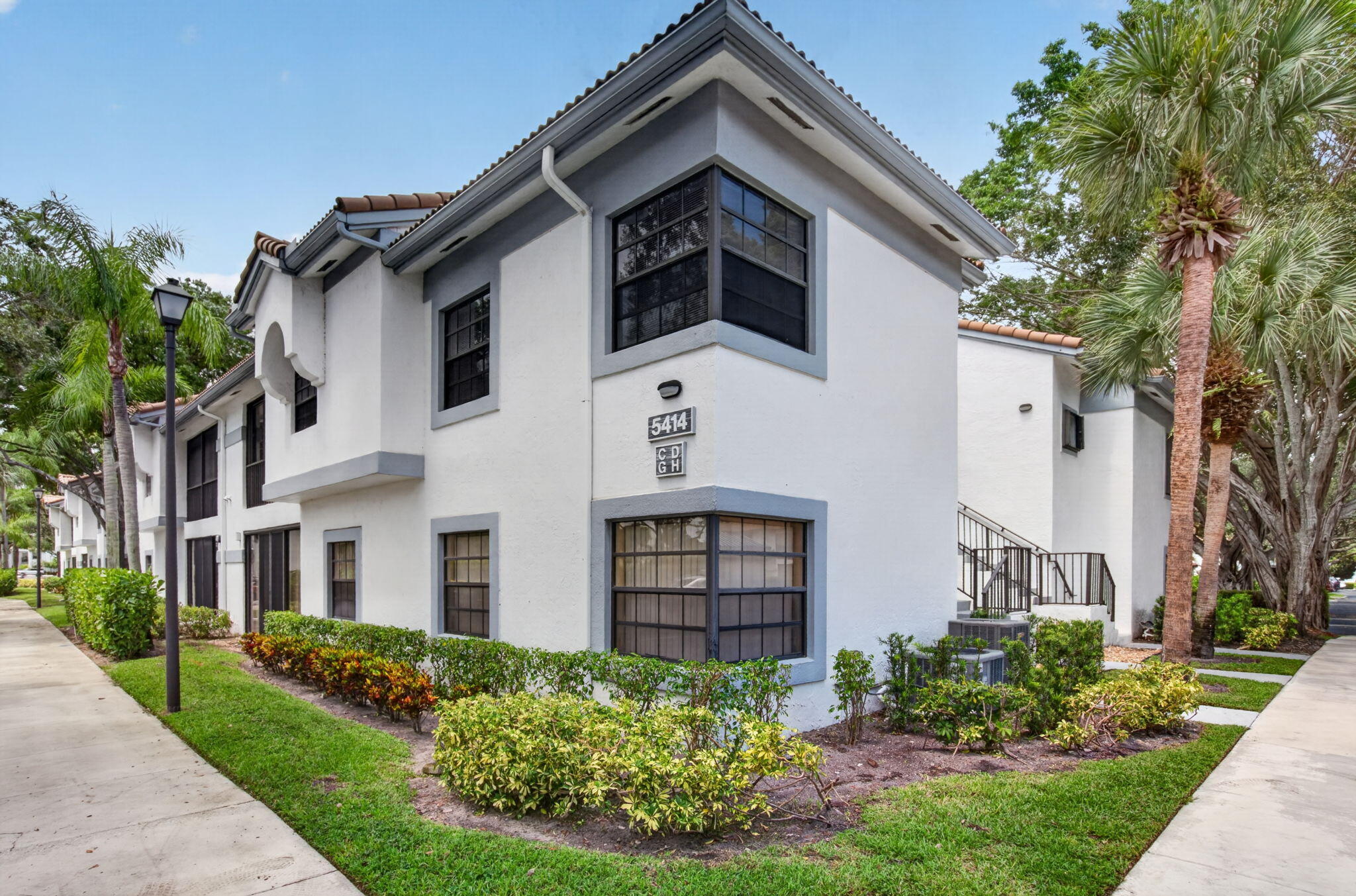 5414 Venetia Court # H — Photo 2