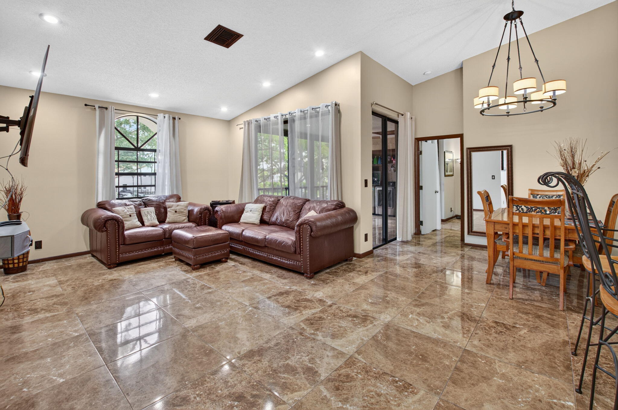 5414 Venetia Court # H — Photo 5