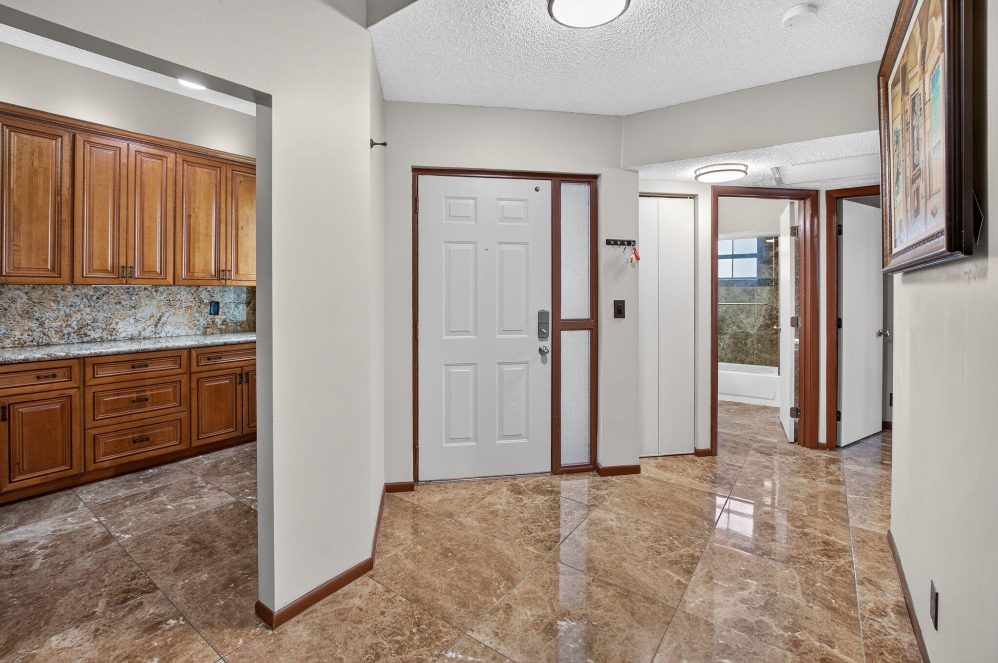 5414 Venetia Court # H — Photo 4