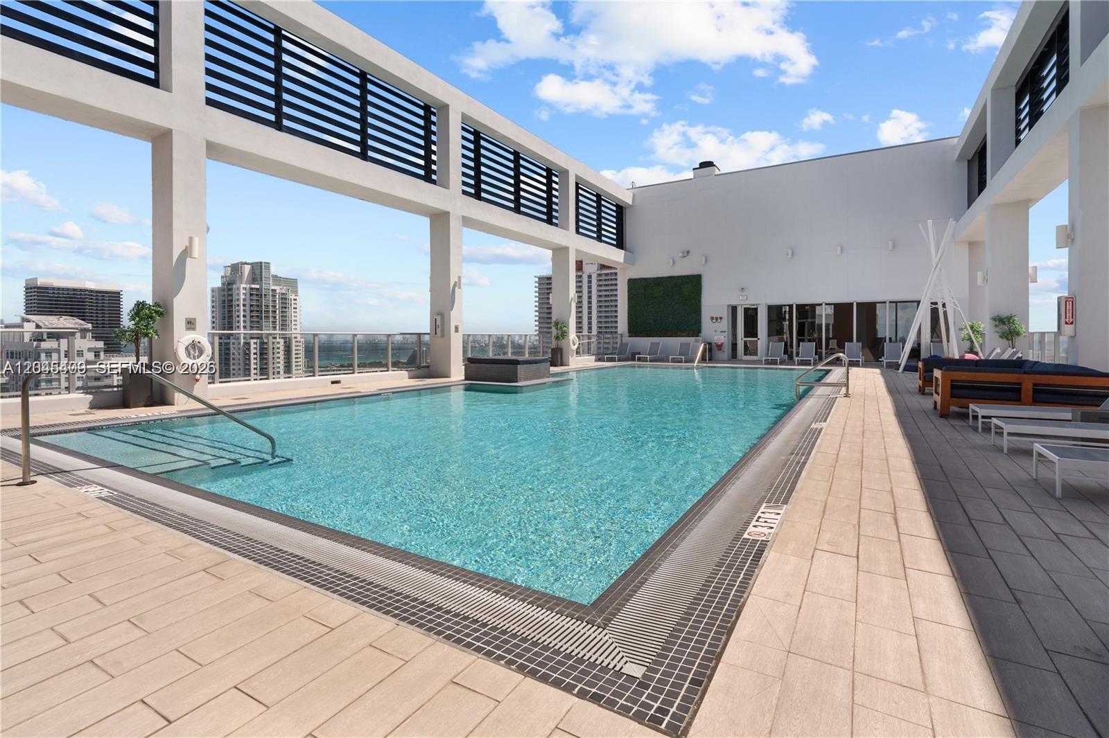 151 SE 1st St # 1402, Miami FL 33131