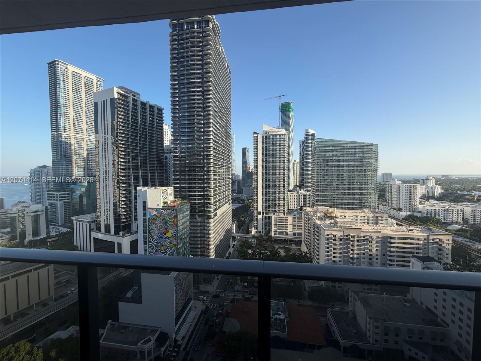 45 SW 9th St # 2504, Miami FL 33130