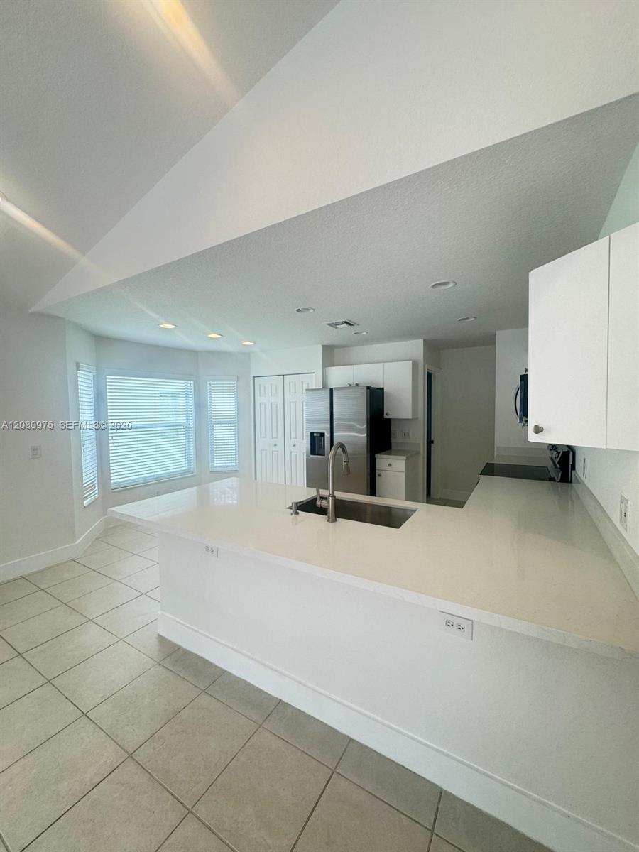 4180 Sea Mist Way — Photo 3