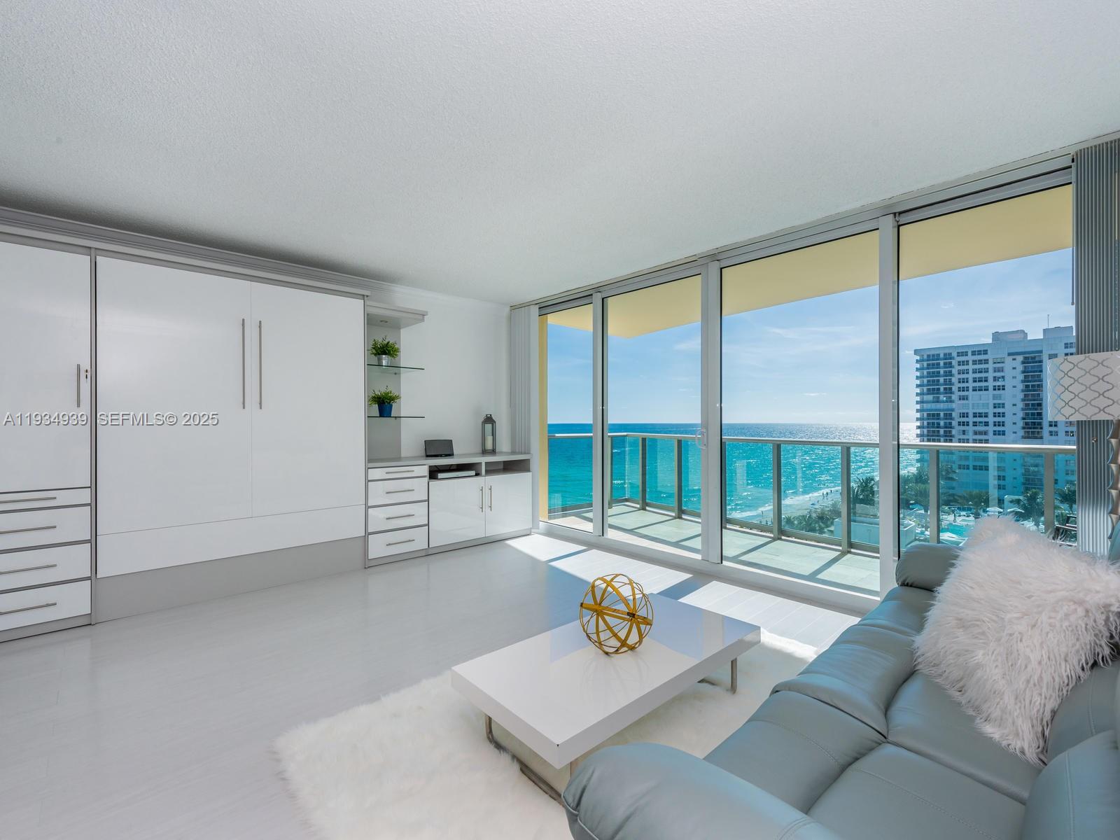 2501 S Ocean Dr — Photo 2