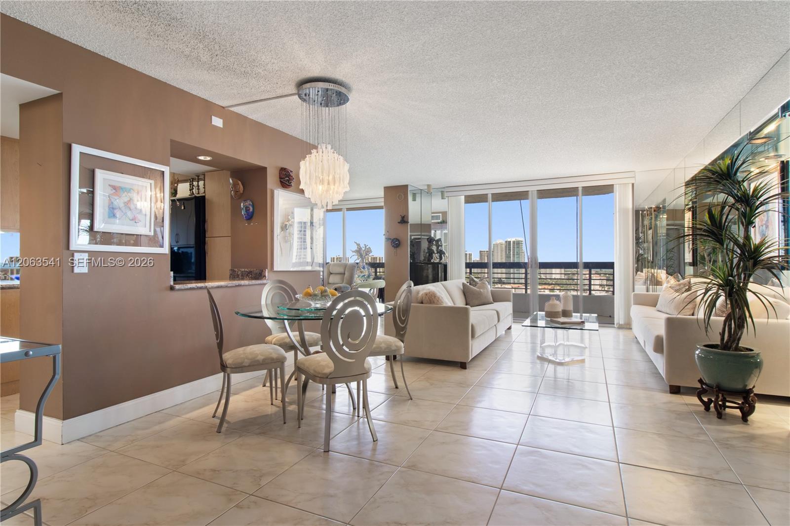 3500 Mystic Pointe Dr # 2204 — Photo 2