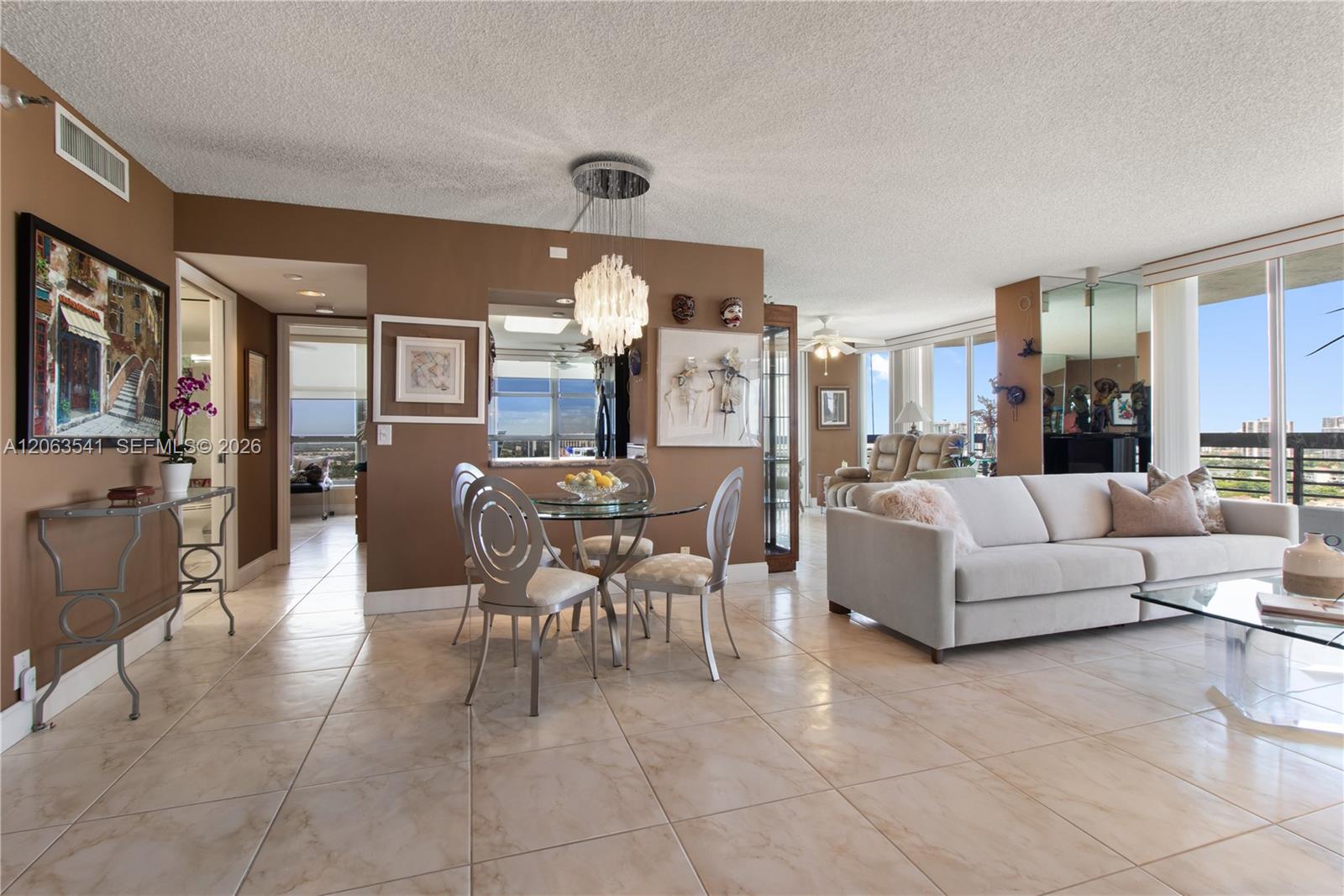 3500 Mystic Pointe Dr # 2204 — Photo 3