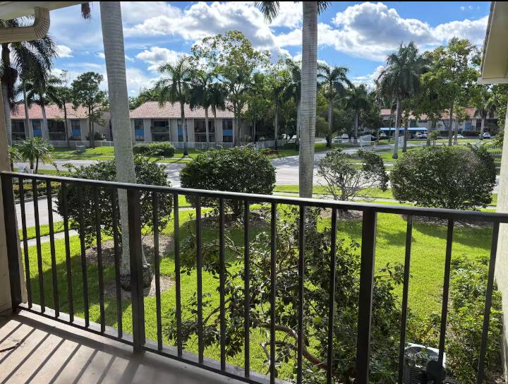 1445 LAKE CRYSTAL Drive # E — Photo 2