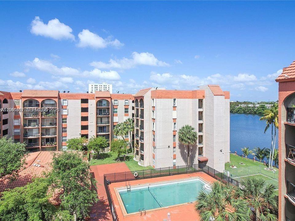5199 NW 7th St # 111, Miami FL 33126