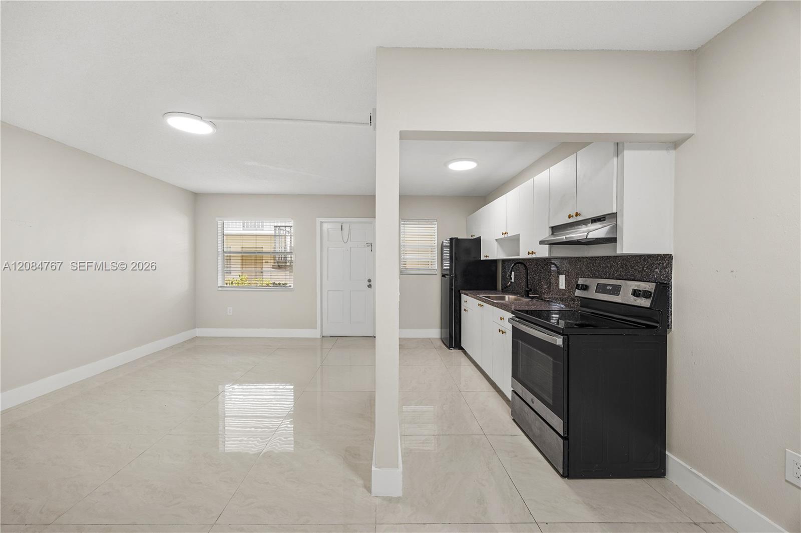 1720 Cleveland St # 111W — Photo 4
