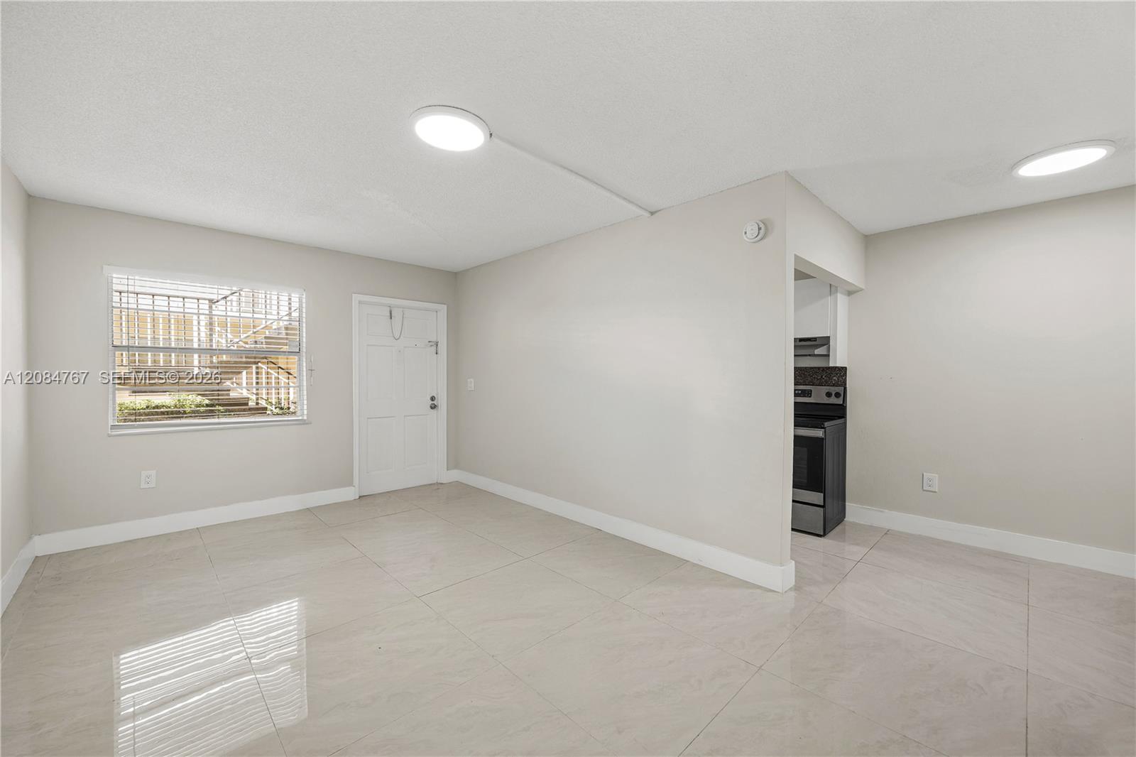 1720 Cleveland St # 111W — Photo 5