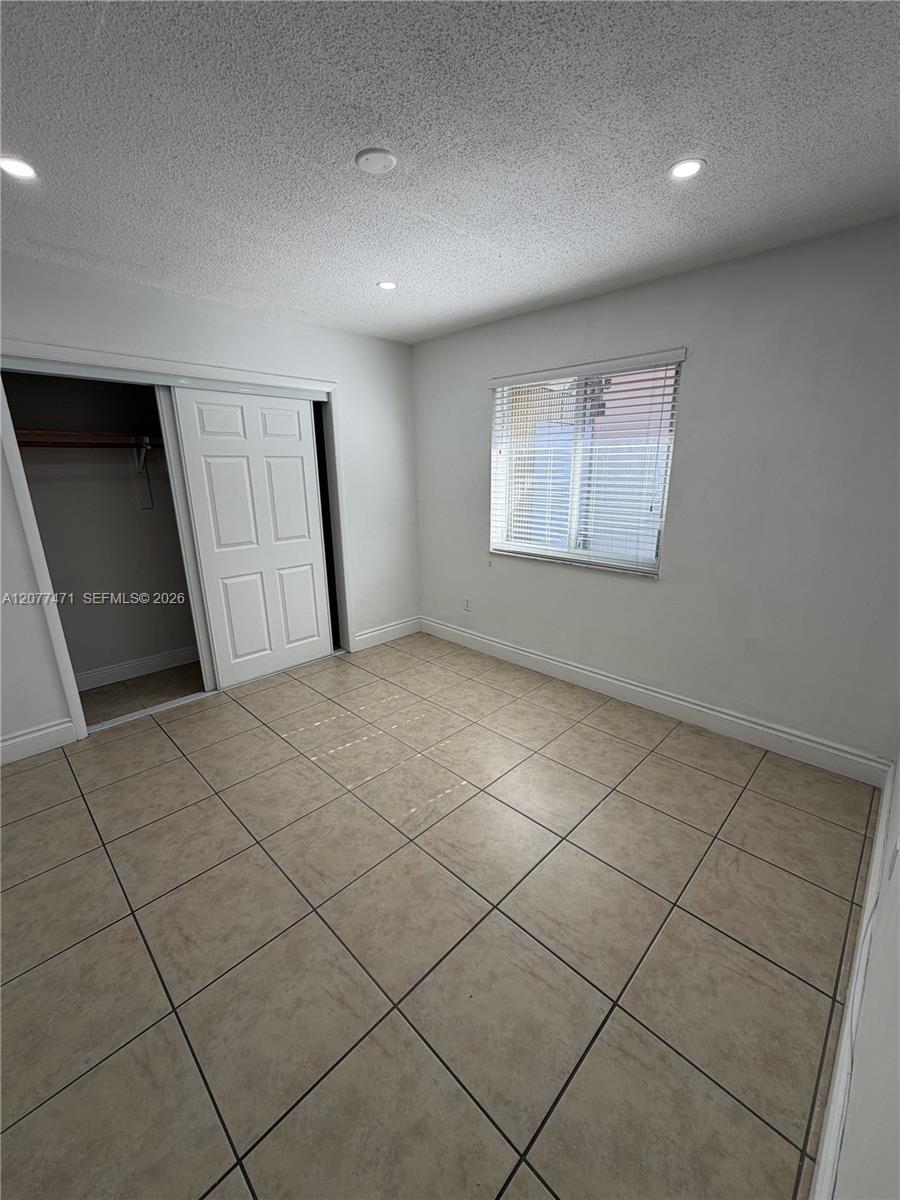 8867 SW 25th St # 8867 — Photo 3