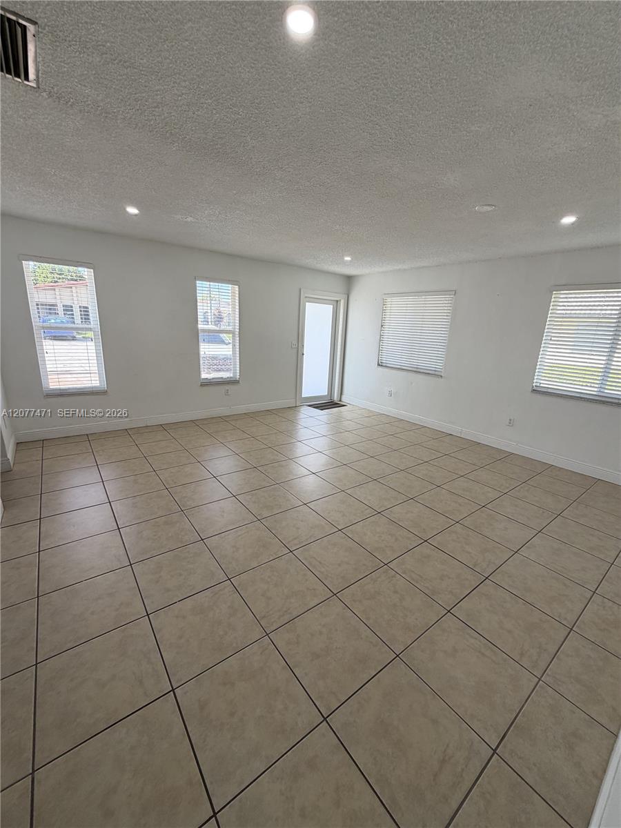 8867 SW 25th St # 8867 — Photo 5