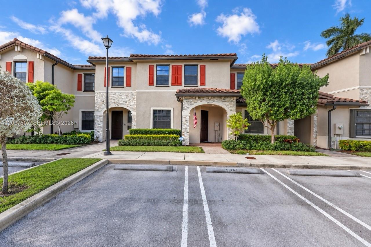 11209 SW 249th St, Homestead FL 33032