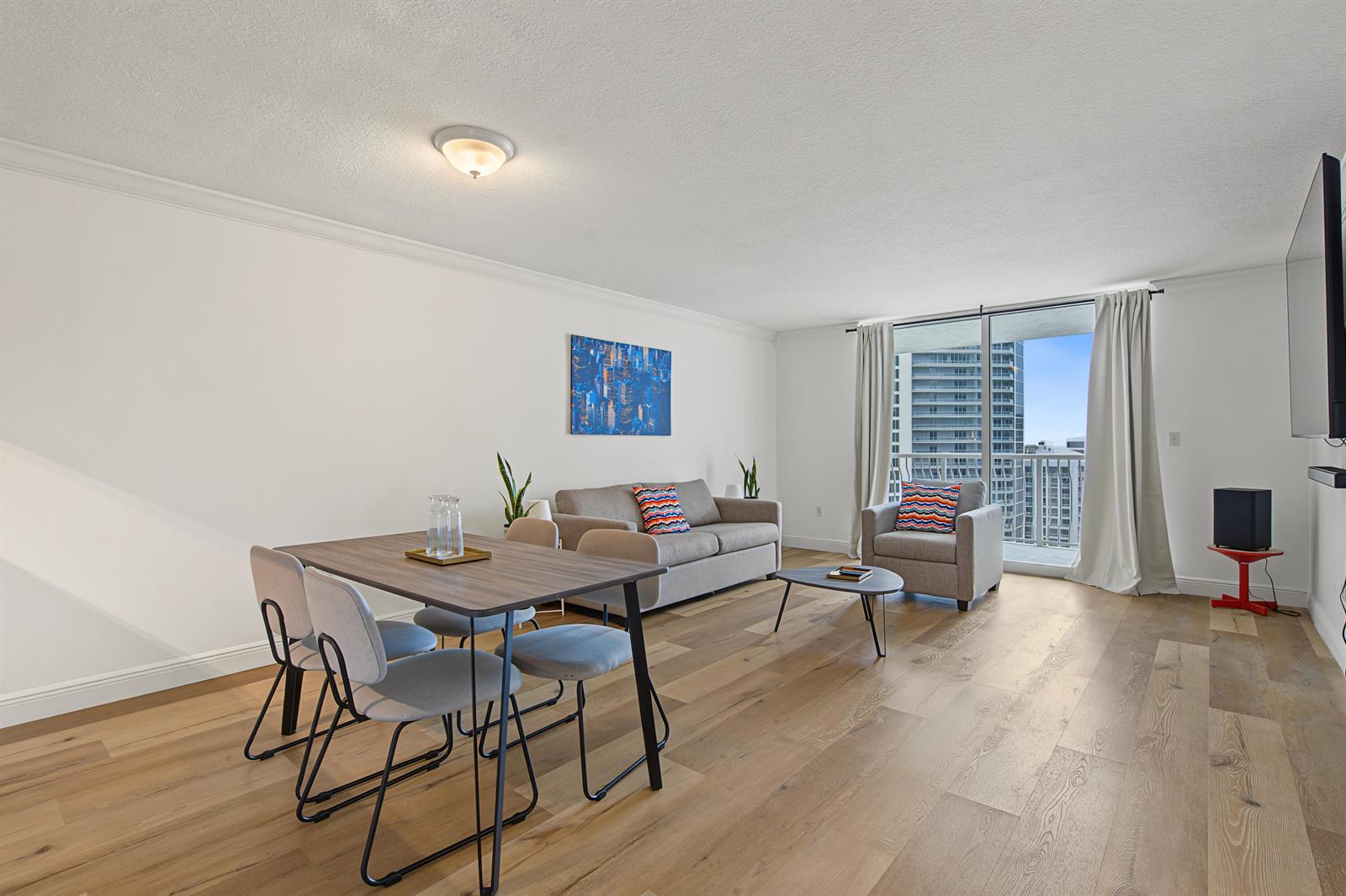 5-print-1200-brickell-bay-dr