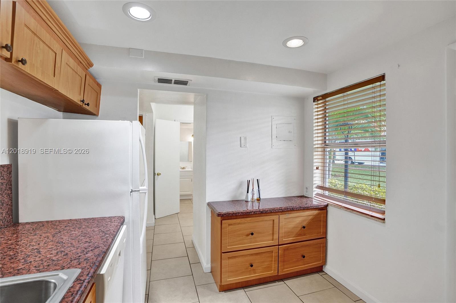 1601 NE 191 ST # B112 — Photo 5