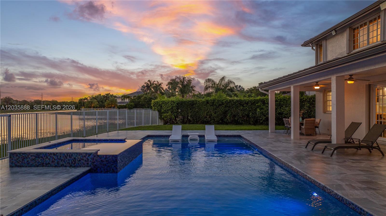 2505 Hunters Run Way, Weston FL 33327