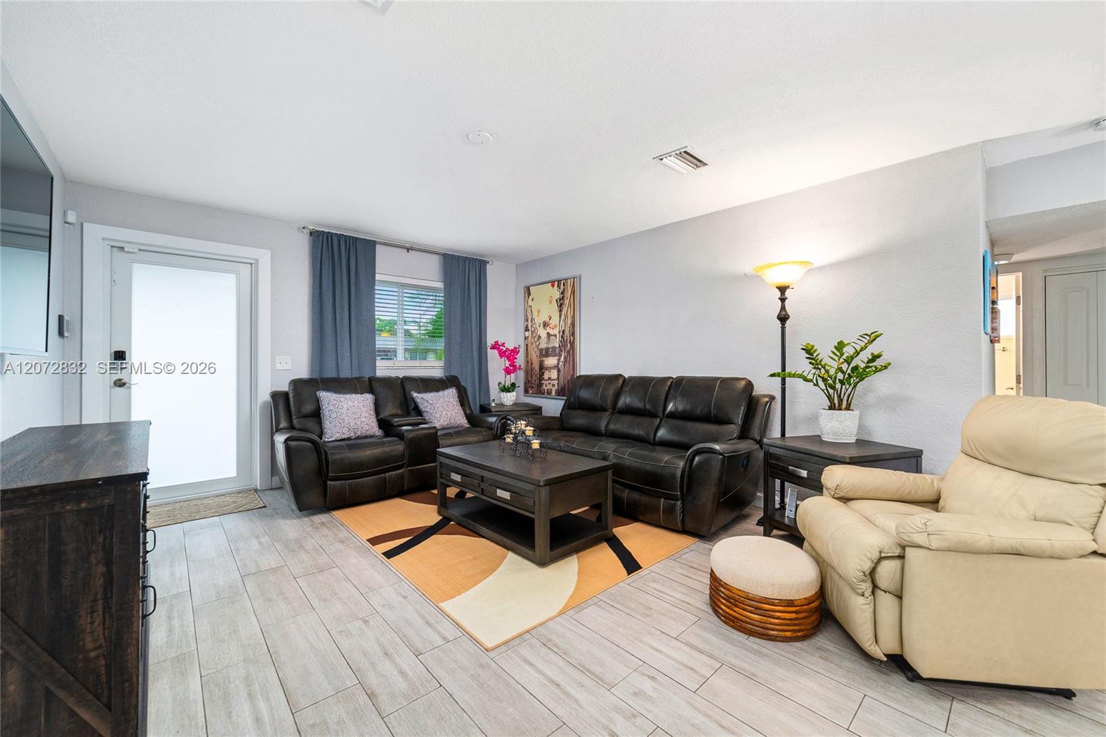 6750 Hope St — Photo 3