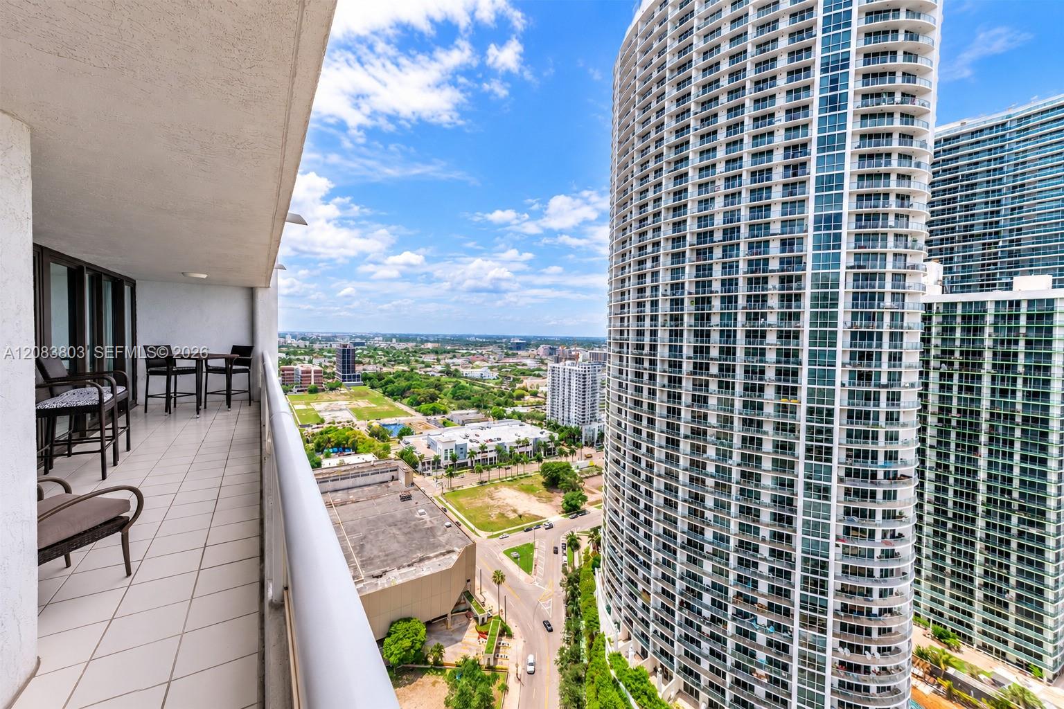 1717 N Bayshore Dr # 3750 — Photo 4