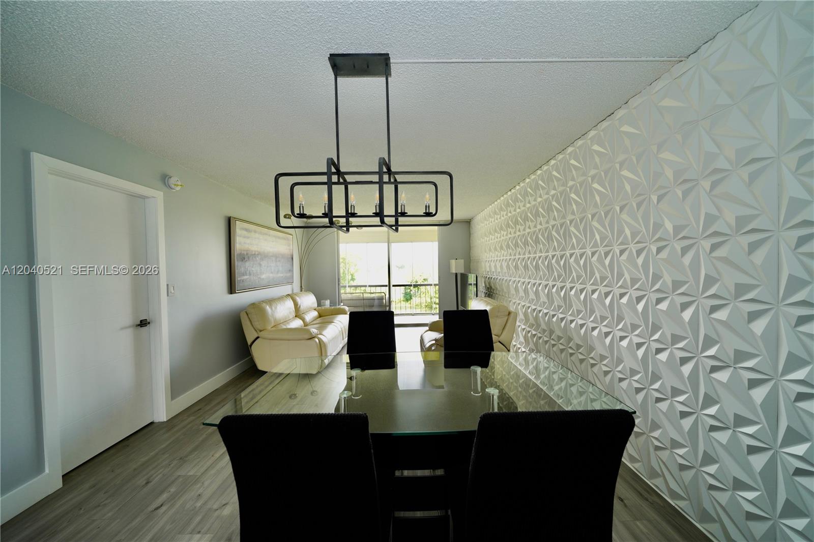 2541 Aragon Blvd # 305 — Photo 4