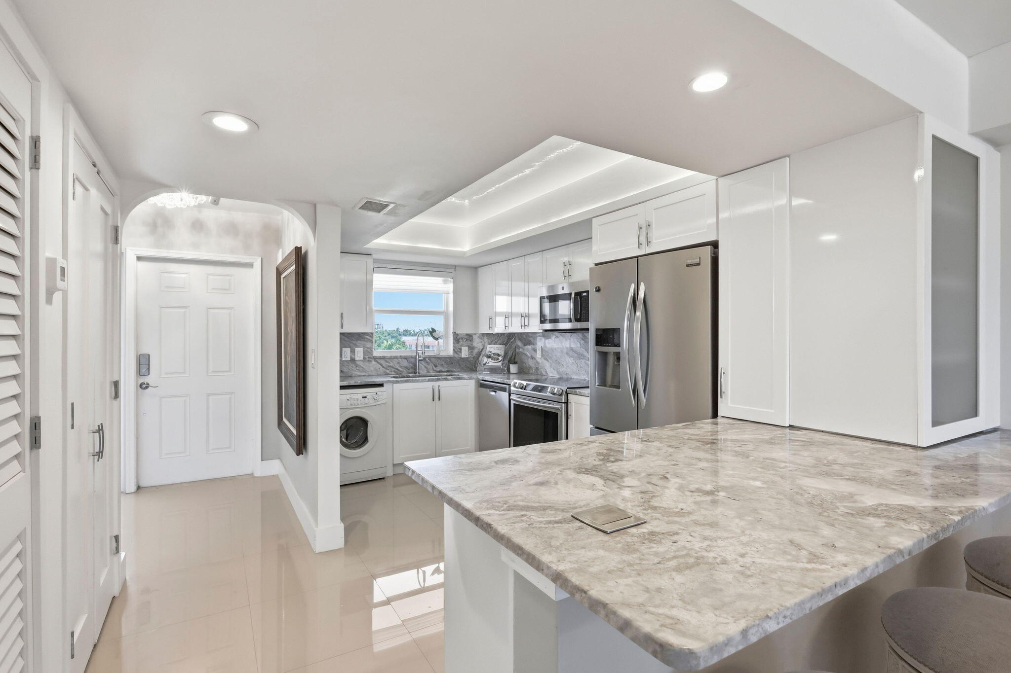1040 BANYAN Road # 504C — Photo 5
